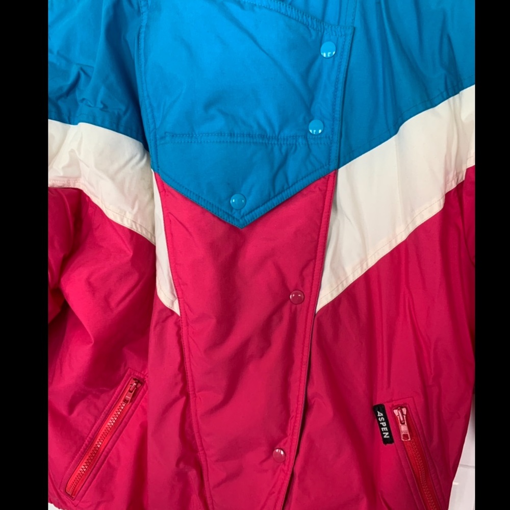 ASPEN Coat - Picture 2 of 8